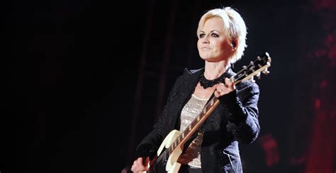 the cranberries escuchar.